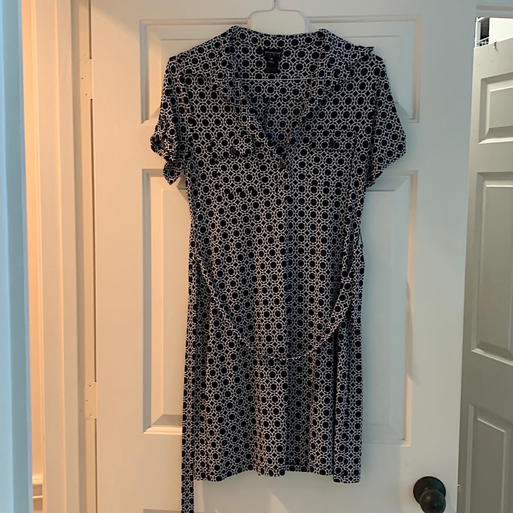 Blue and white pattern dress